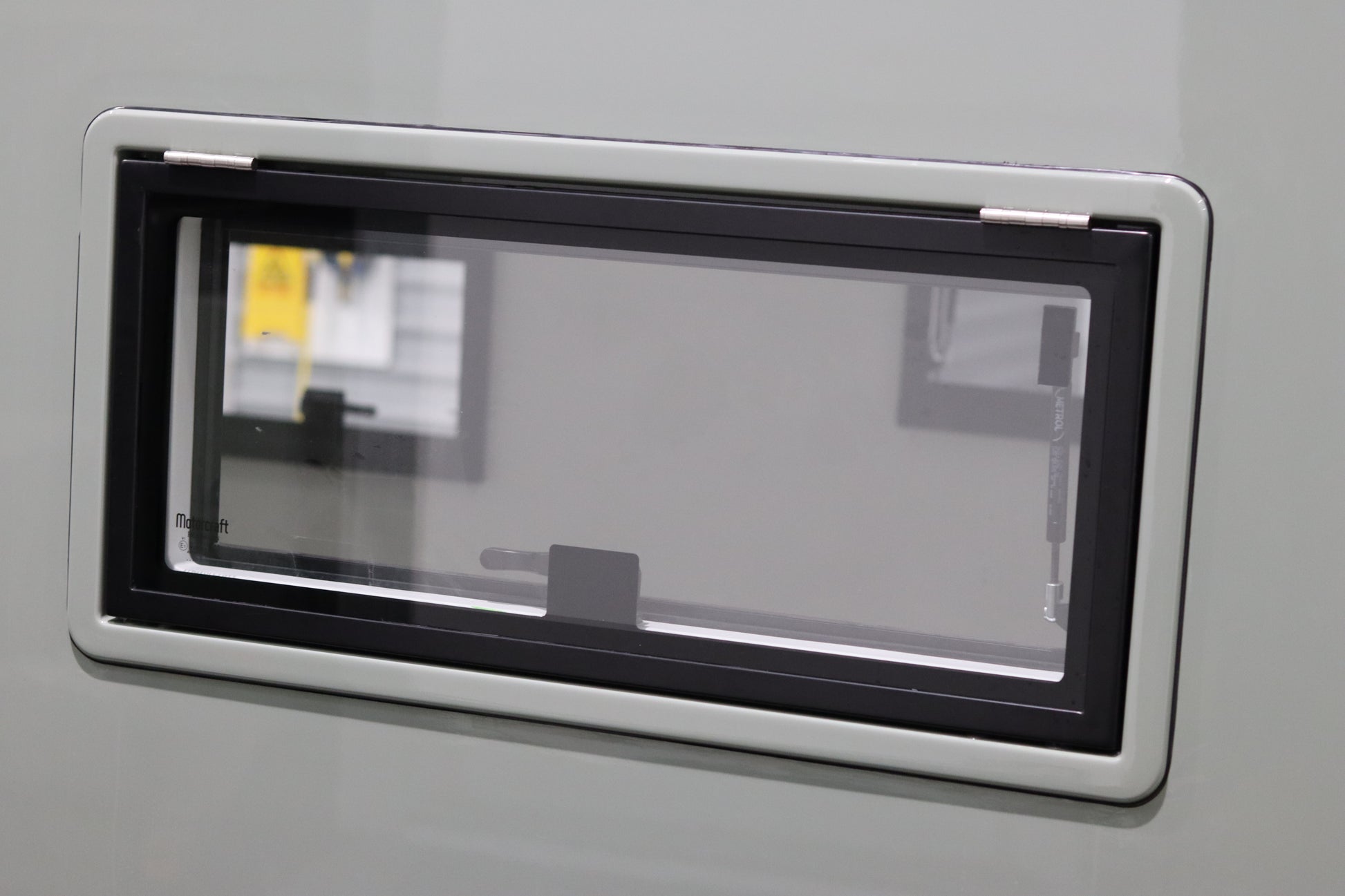 Size B 785 x 300mm Evolution Window (SKU 2765)