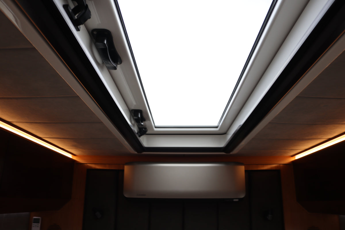 Skylight - 1600 x 600mm