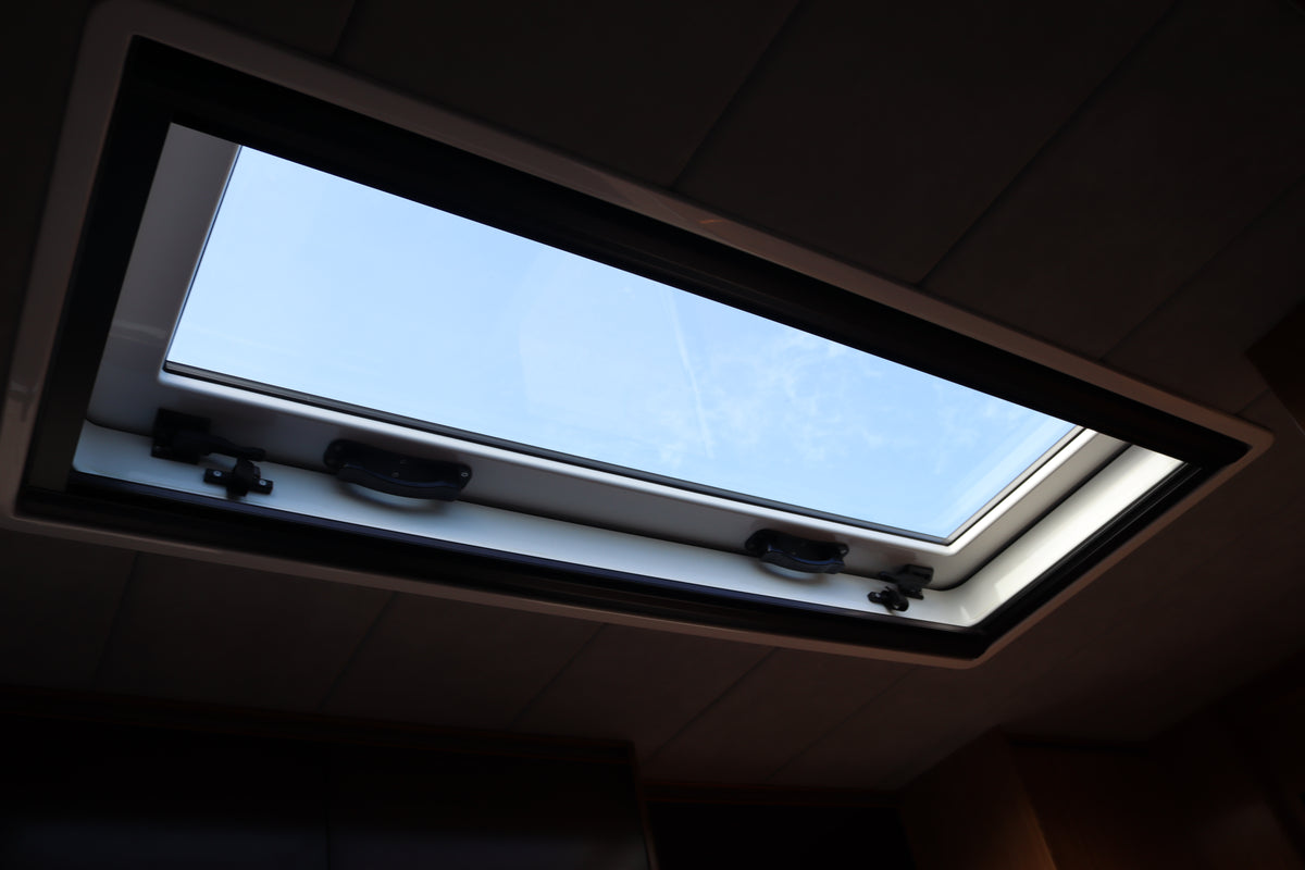 Skylight - 1600 x 600mm